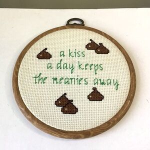 Vintage Cross Stitch Wall Hanging Kiss A Day Keeps Meanies Away 5.75” Hoop Frame